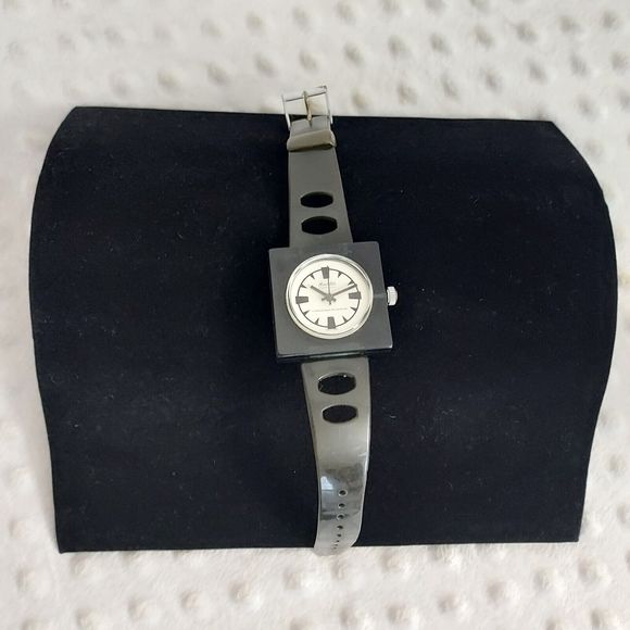 90s Hamlin Black Watch Astromatic Square Swiss Unbreakable Mainspring Chancellor - Picture 7 of 13